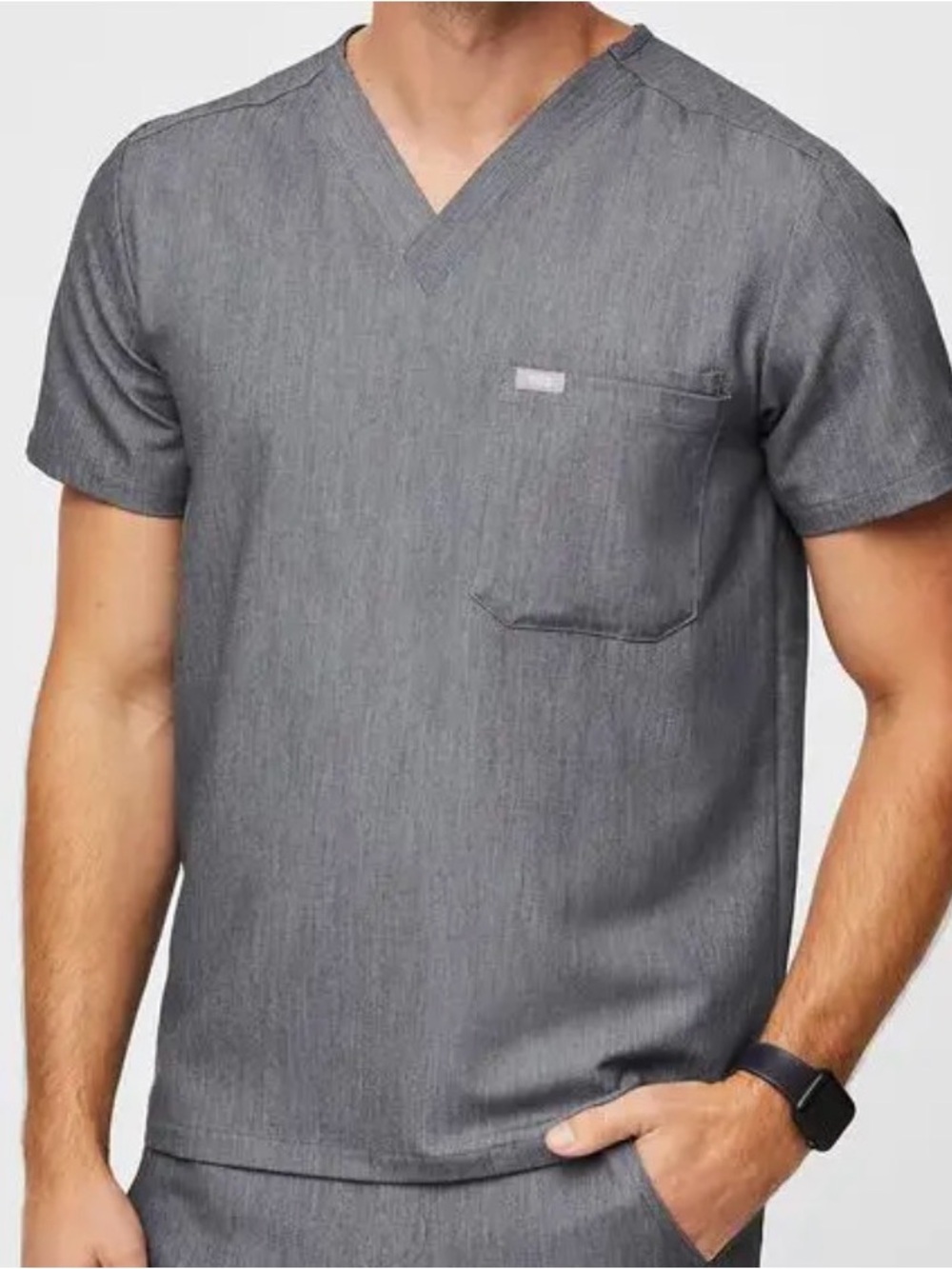 EUC-FIGS Men’s Leon Scrub V-Neck Top. Gray Size XL